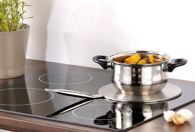 Nên mua và sử dụng bếp từ Canzy loại nào tốt nhất hiện nay