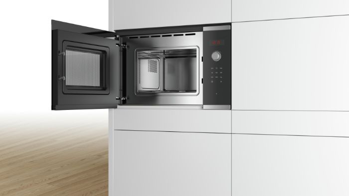 Đánh giá chi tiết lò vi sóng Bosch BFL523MS0 có tốt không?
